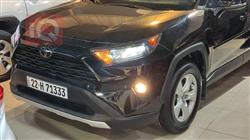 تۆیۆتا ڕاڤ 4